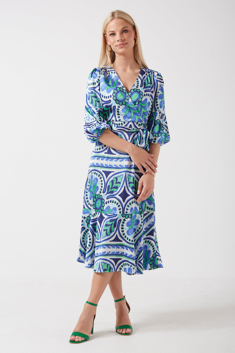 Nicola Printed V-Neck Midi Dress in Blue
