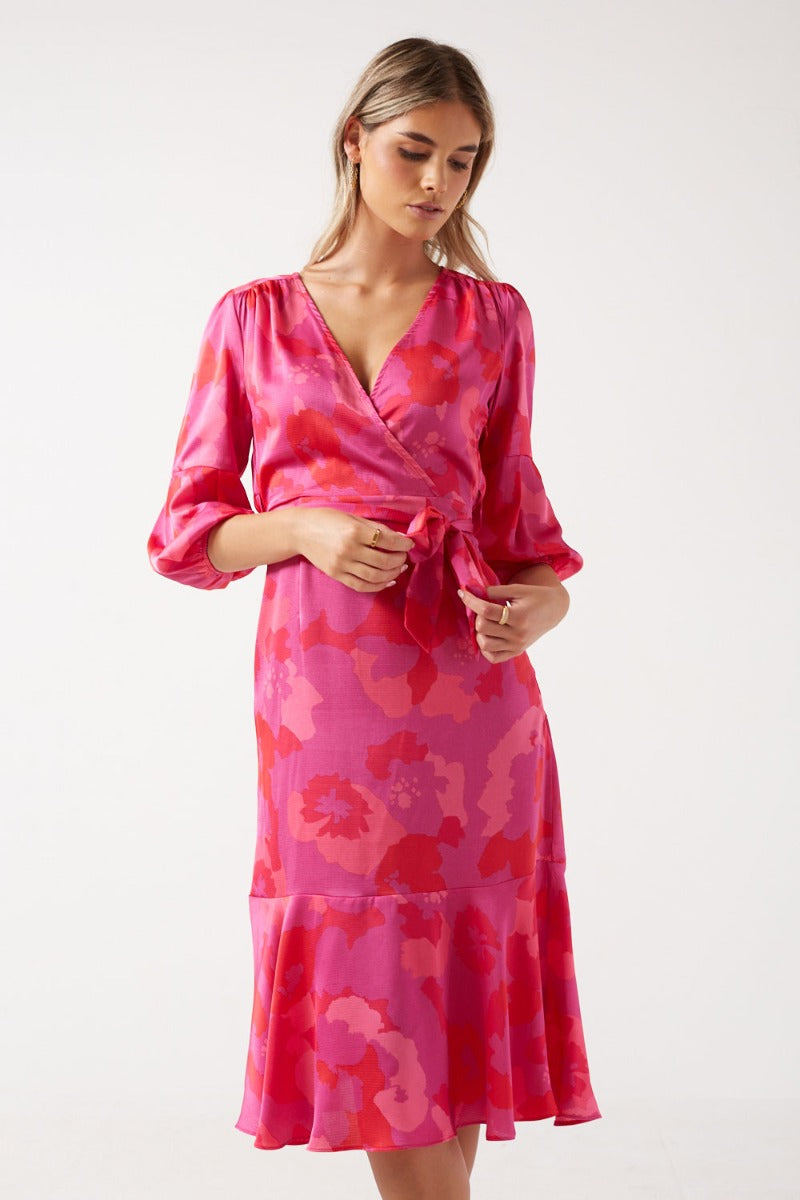Nicola Printed V-Neck Midi Dress in Pink