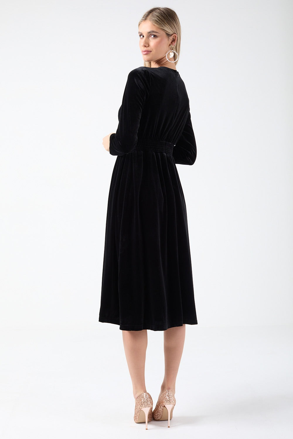 Julia Long Sleeve Midi Dress in Black