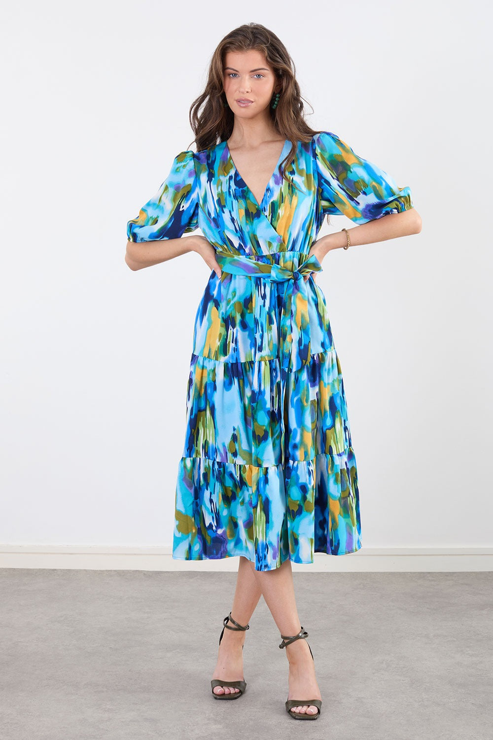 Grace Short Sleeve Smock Midi Dress in Blue Print