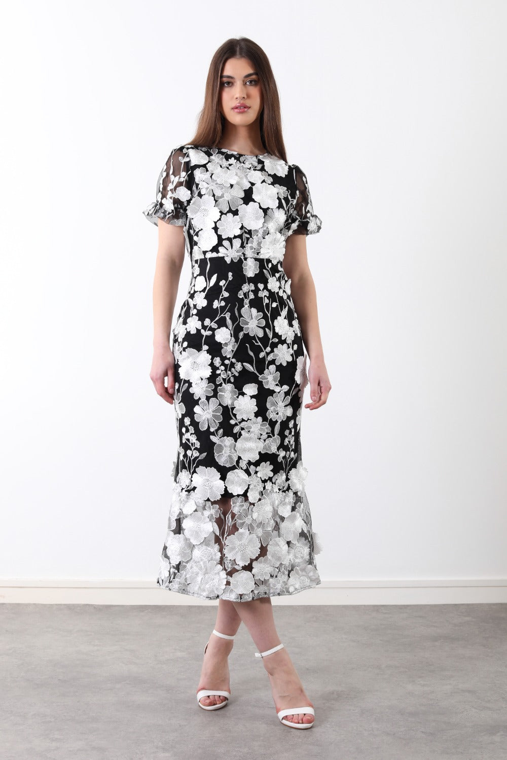 Gwen Lace Midi Dress in Black