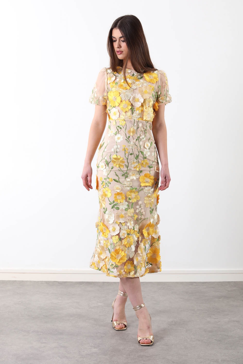 Gwen Lace Midi Dress in Yellow