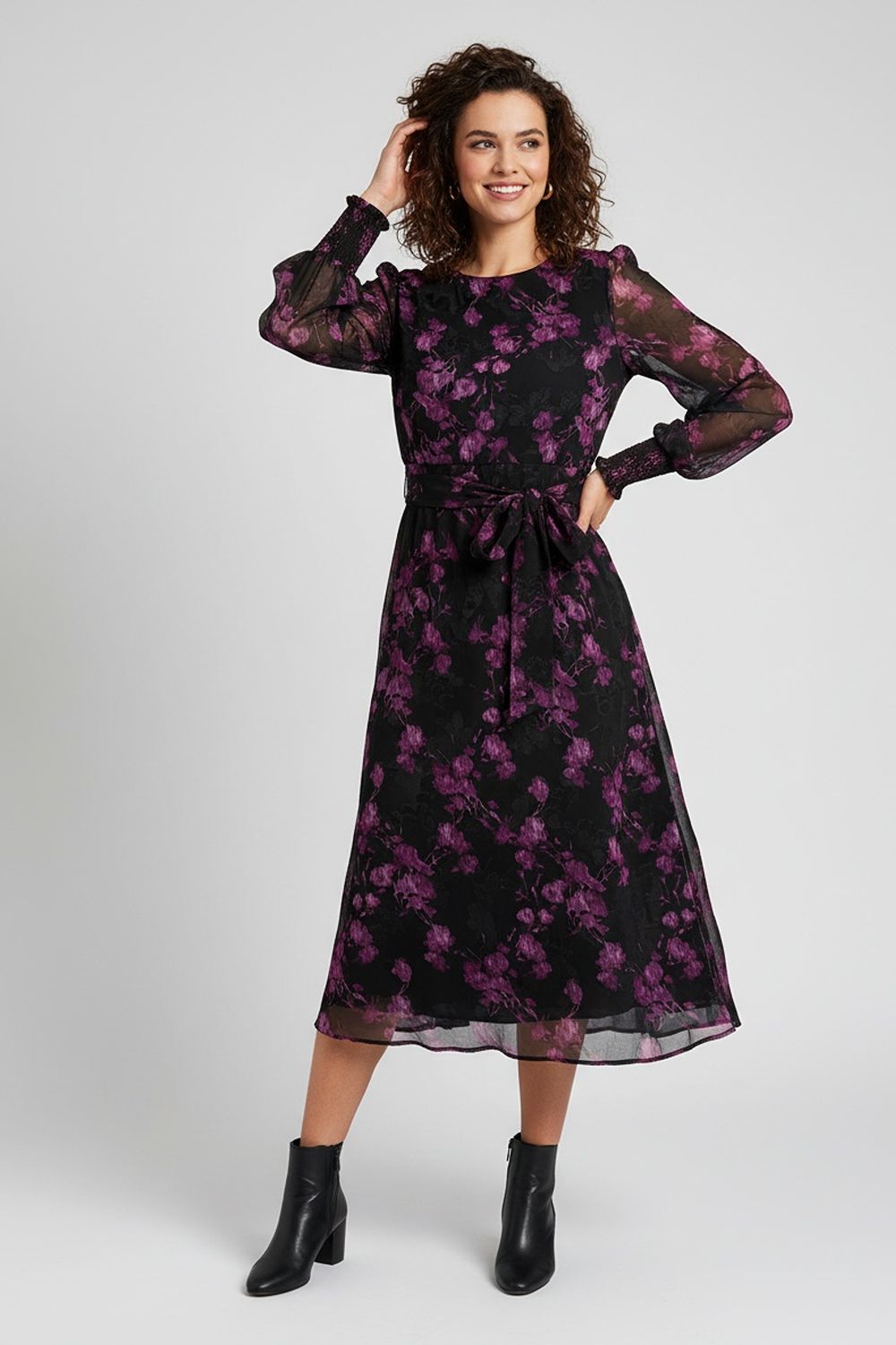 Bev Floral Midi Dress in Pink