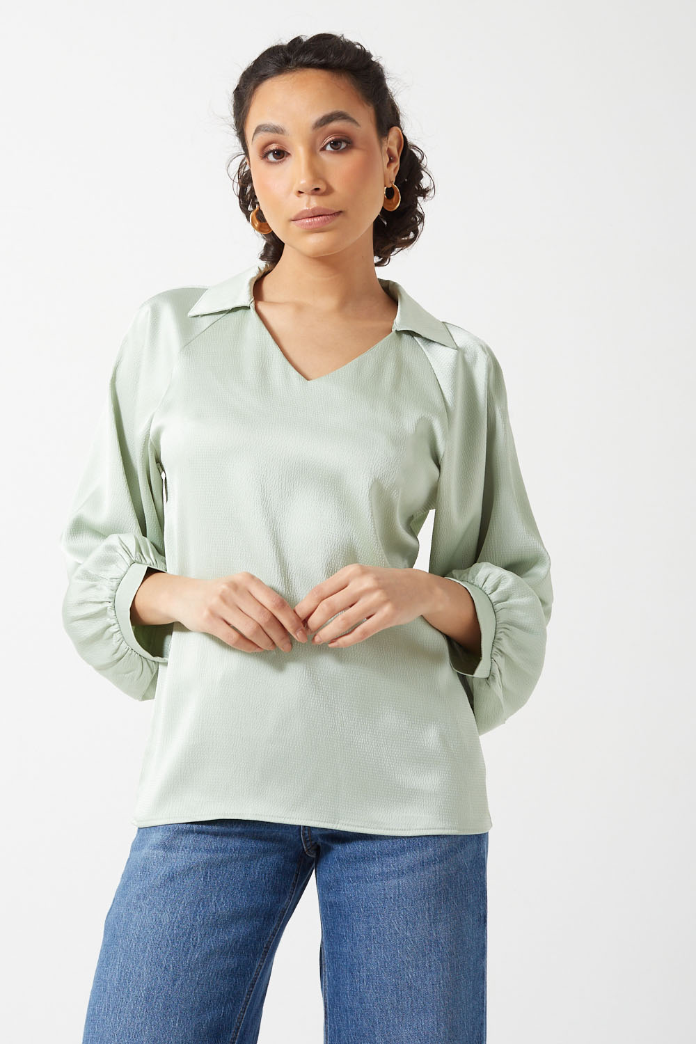 Julie Long Sleeves Collared Blouse in Green