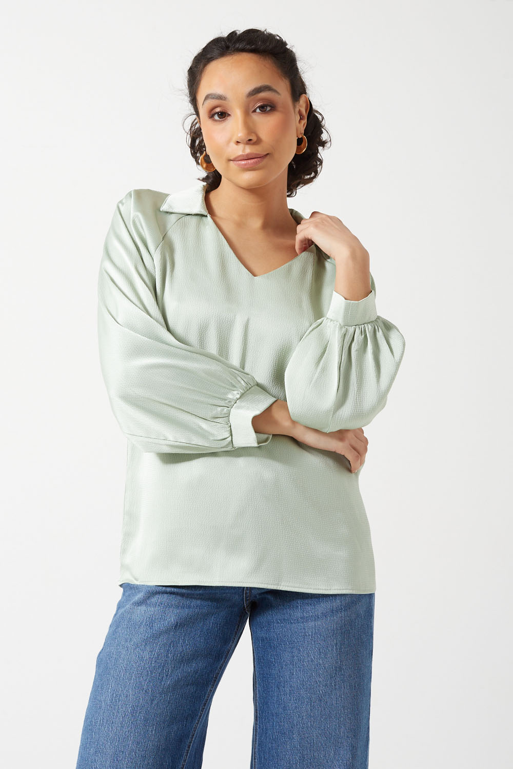Julie Long Sleeves Collared Blouse in Green