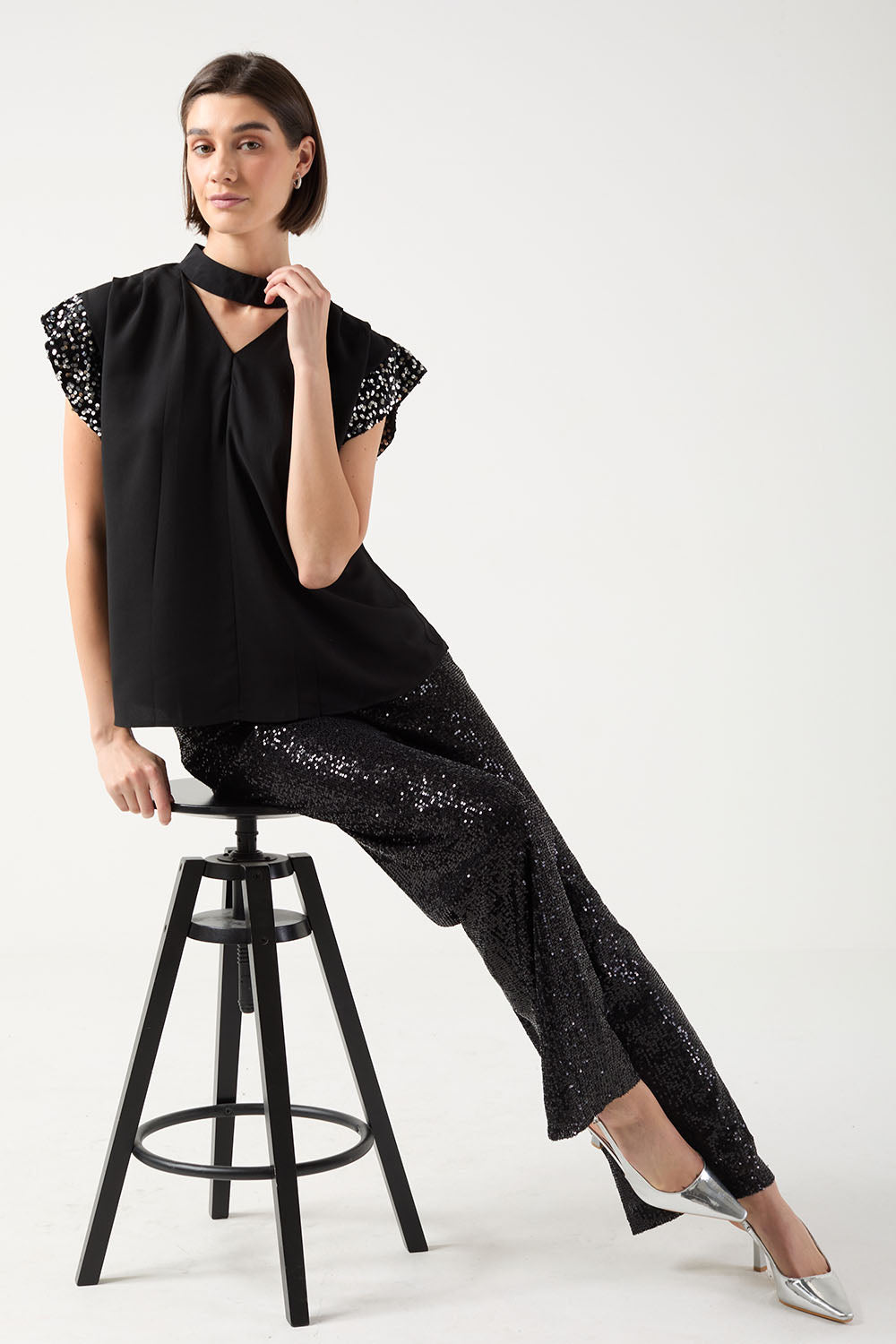 Morgan Seqin Trim Top in Black