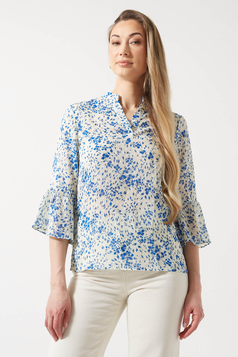 Cornelia Floral Printed 3/4 Sleeves Blouse in White