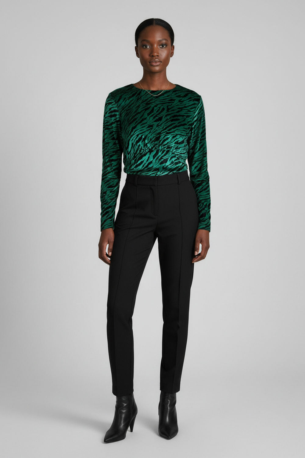 Liv Animal Print Long Sleeve Top in Green