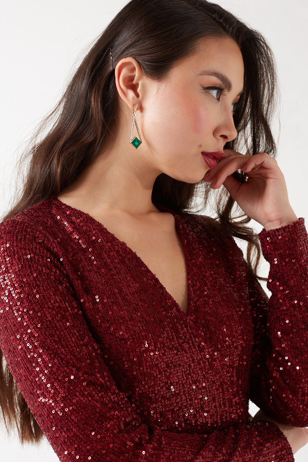Mianna Long Sleeve Sequin Midi Dress in Wine
