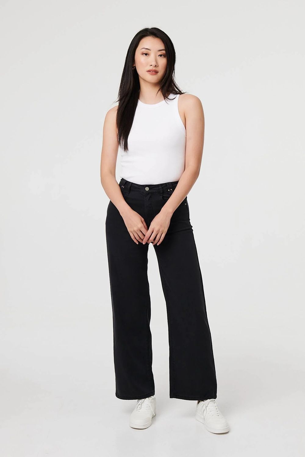 Judy High Waist Relaxed Wide Leg Jeans in Blue