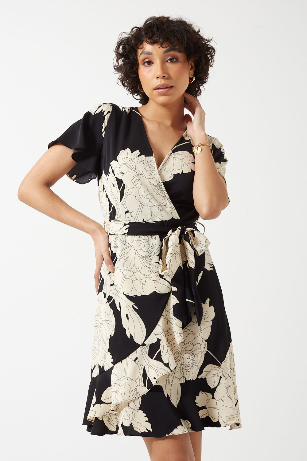 Keyla Floral Belted Short Dress in Black