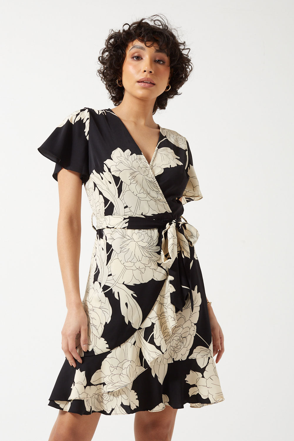 Keyla Floral Belted Short Dress in Black