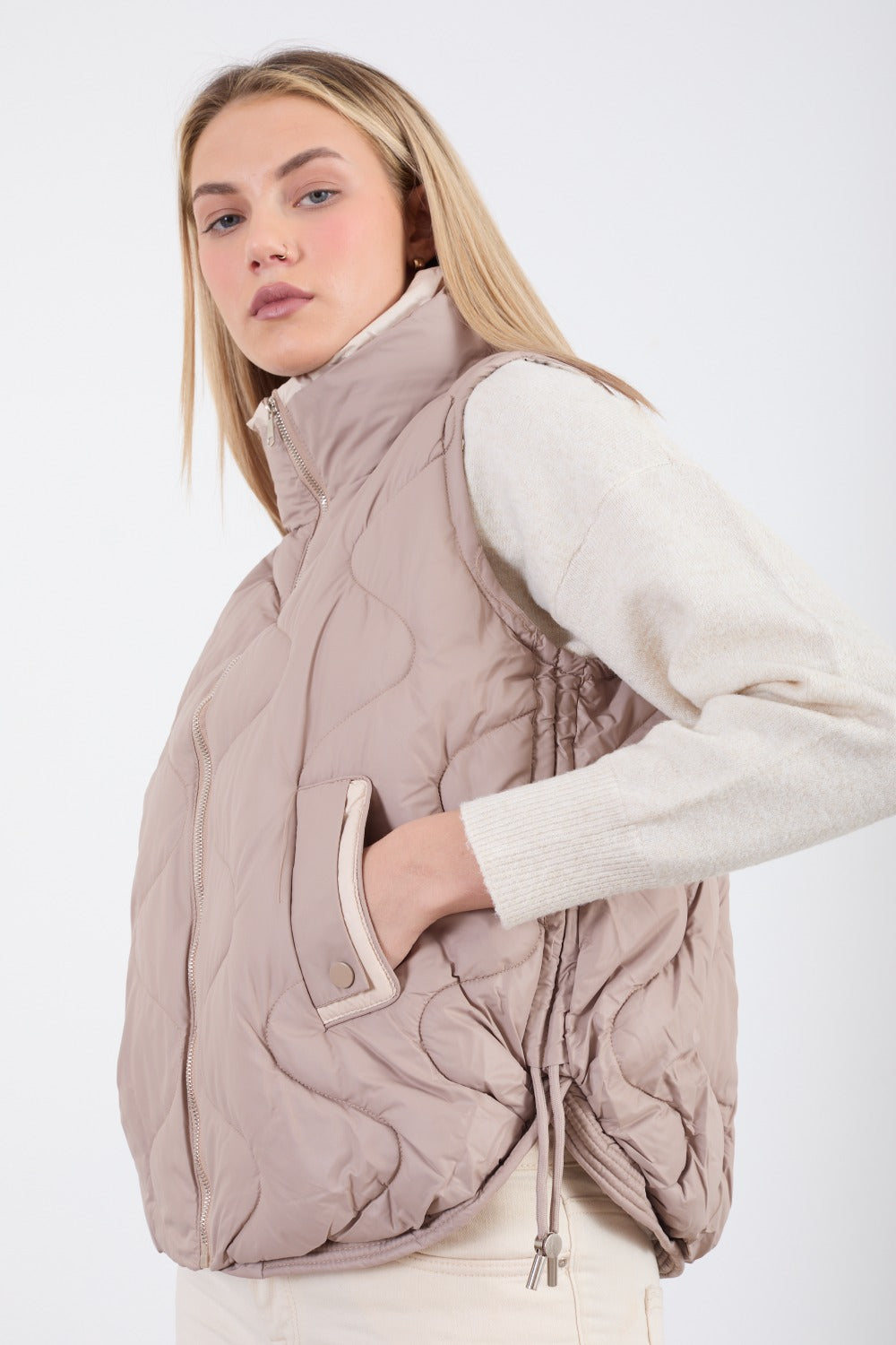 Margot Quilted Gilet In Stone