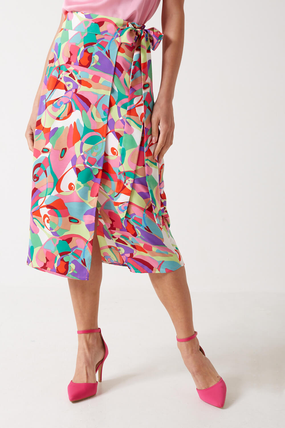 Sian Graphic Print Wrap Skirt in Pink
