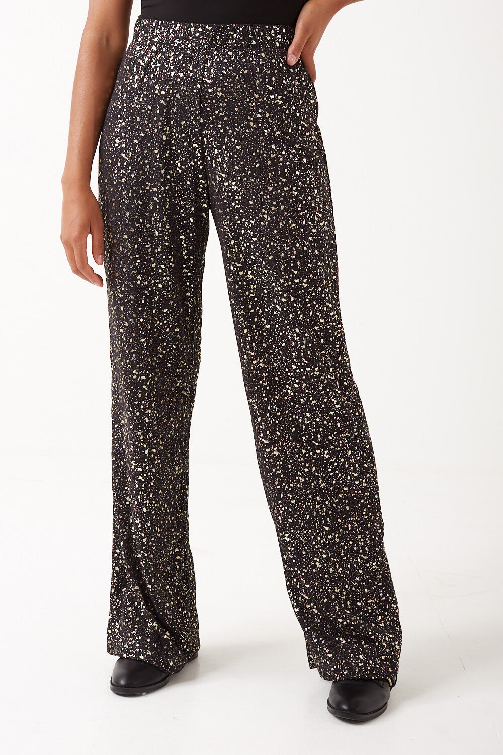 Pella Foiled Wide Leg Pants in Black