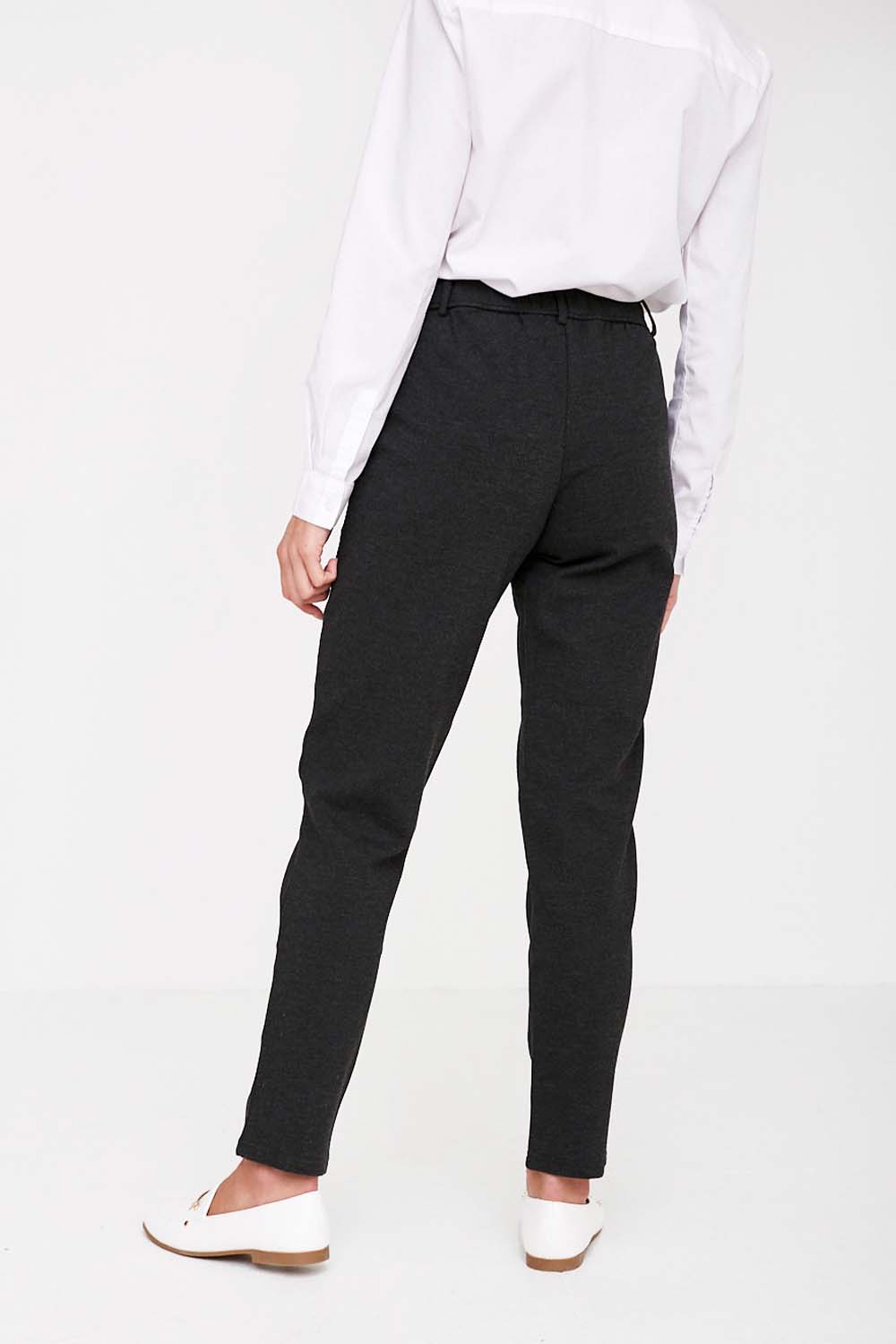 Regina Straight Leg Trousers in Dark Grey
