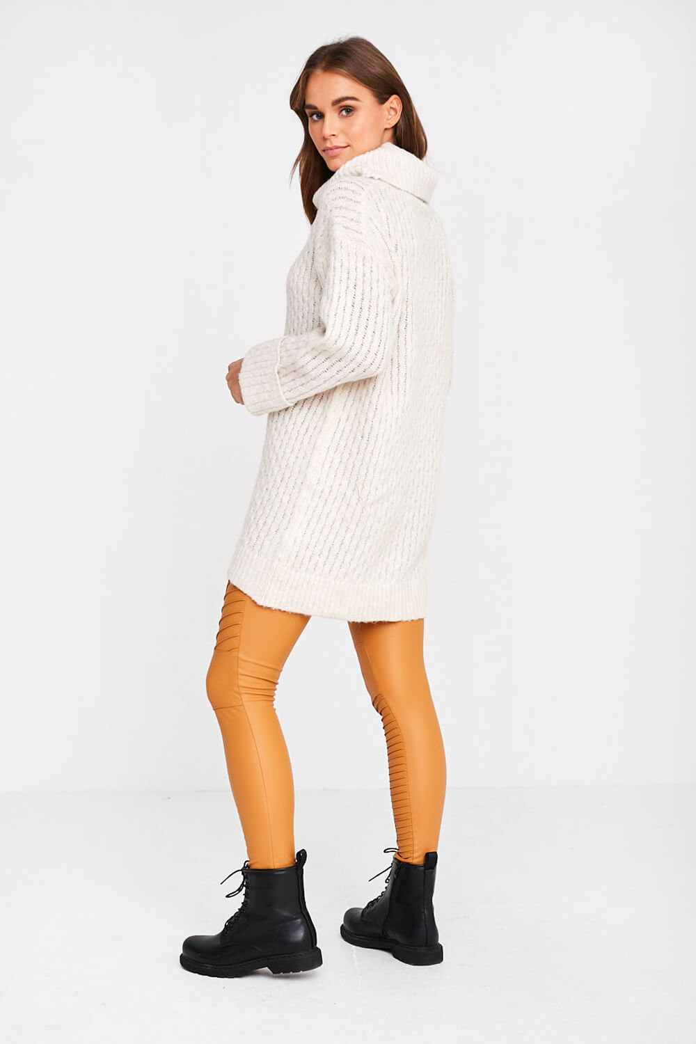 Alvia Faux Leather Leggings in Camel