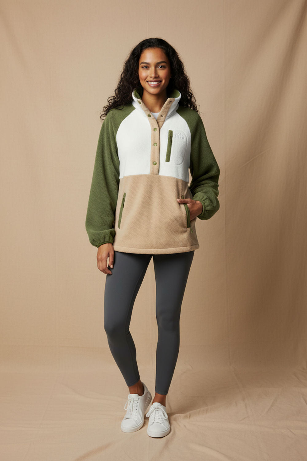 The Alpine Fleece Pullover in Kahki and Stone