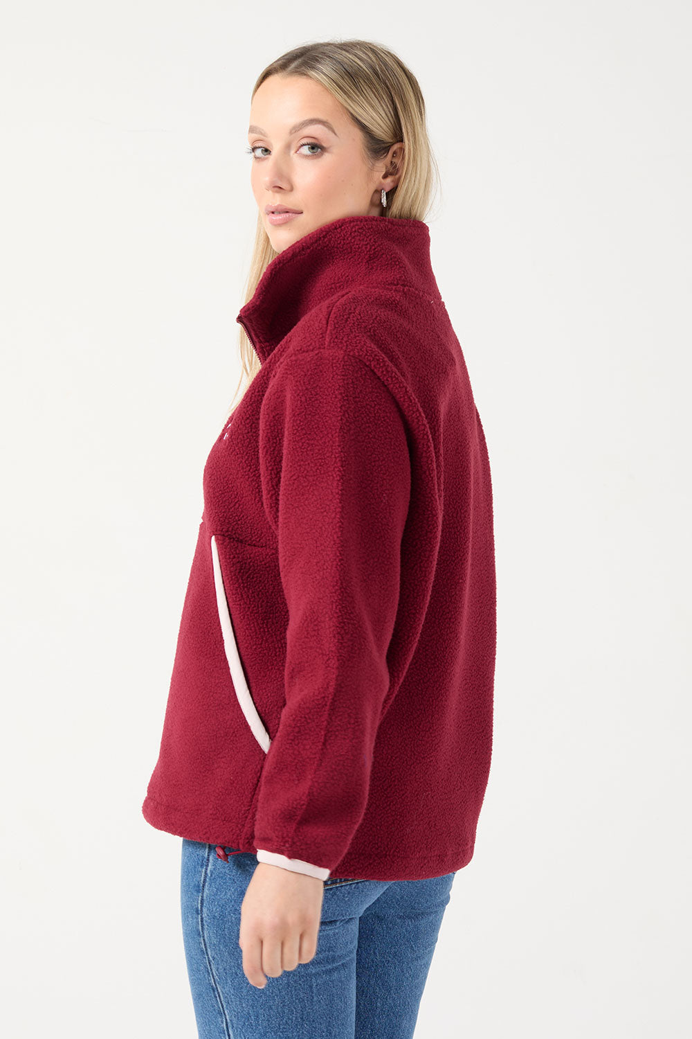 Molly Contrsat Fleece in Wine