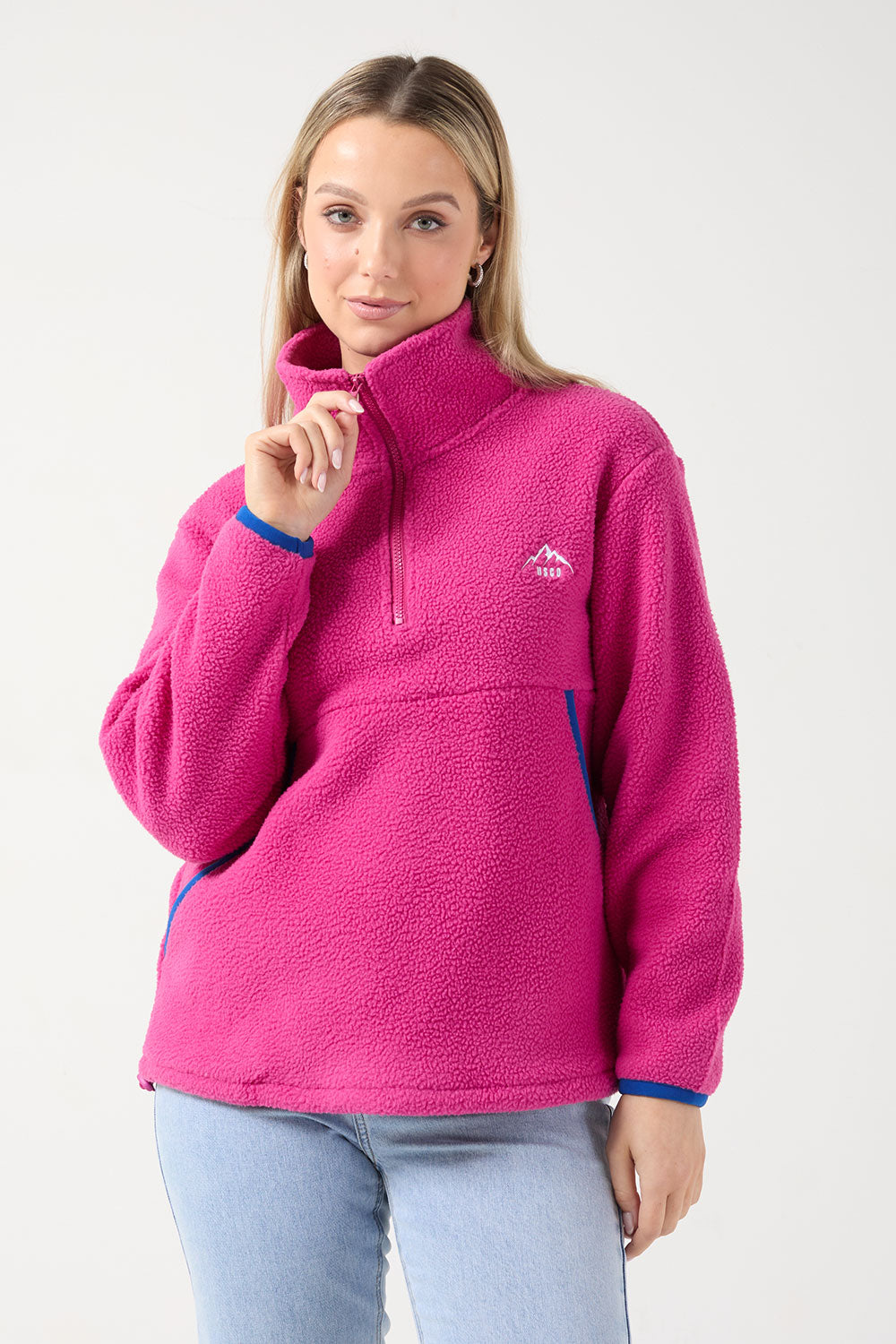 Molly Contrsat Fleece in Fuschia