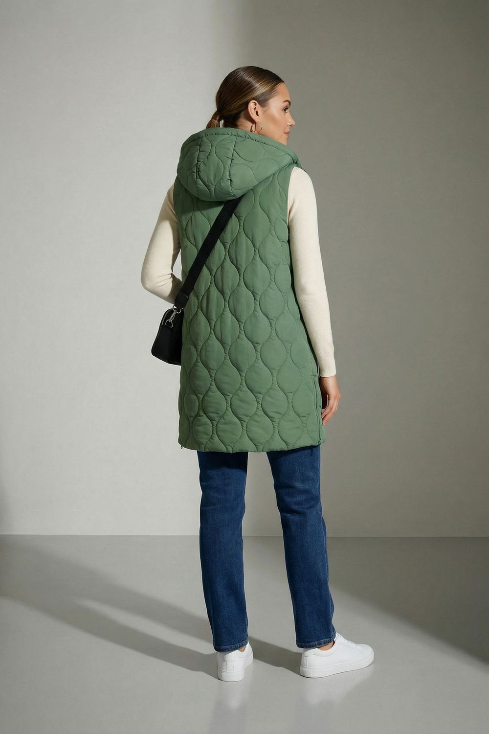 Julia Quilted Hood Gilet in Green