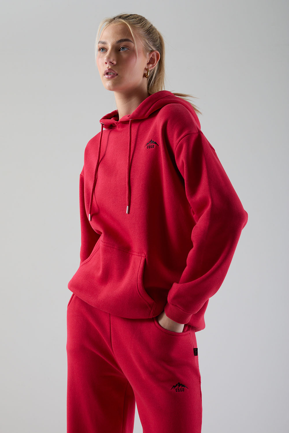 https://www.iclothing.com/media/catalog/product/1/0/10012-red_87_1.jpg