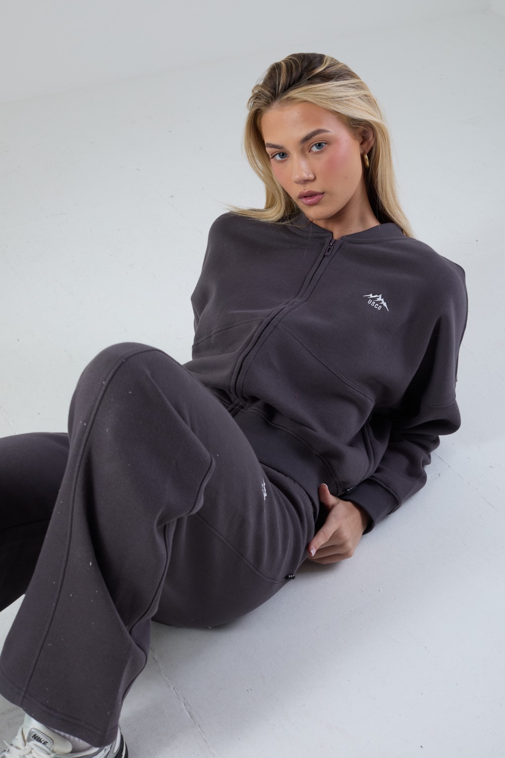 https://www.iclothing.com/media/catalog/product/1/0/10020-slate_grey_29.jpg