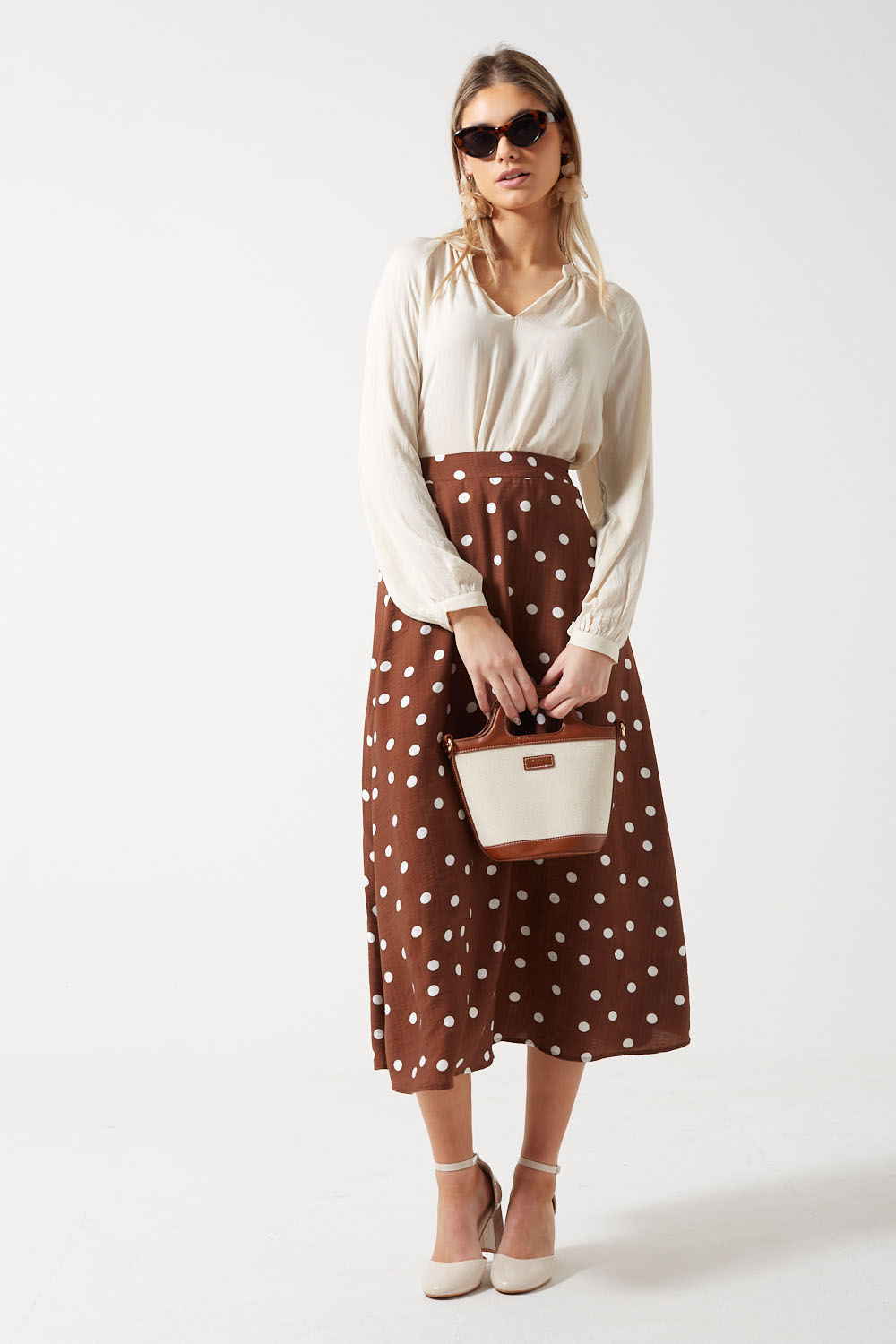 https://www.iclothing.com/media/catalog/product/1/0/10302648-downtown-brown-dots-22.jpg