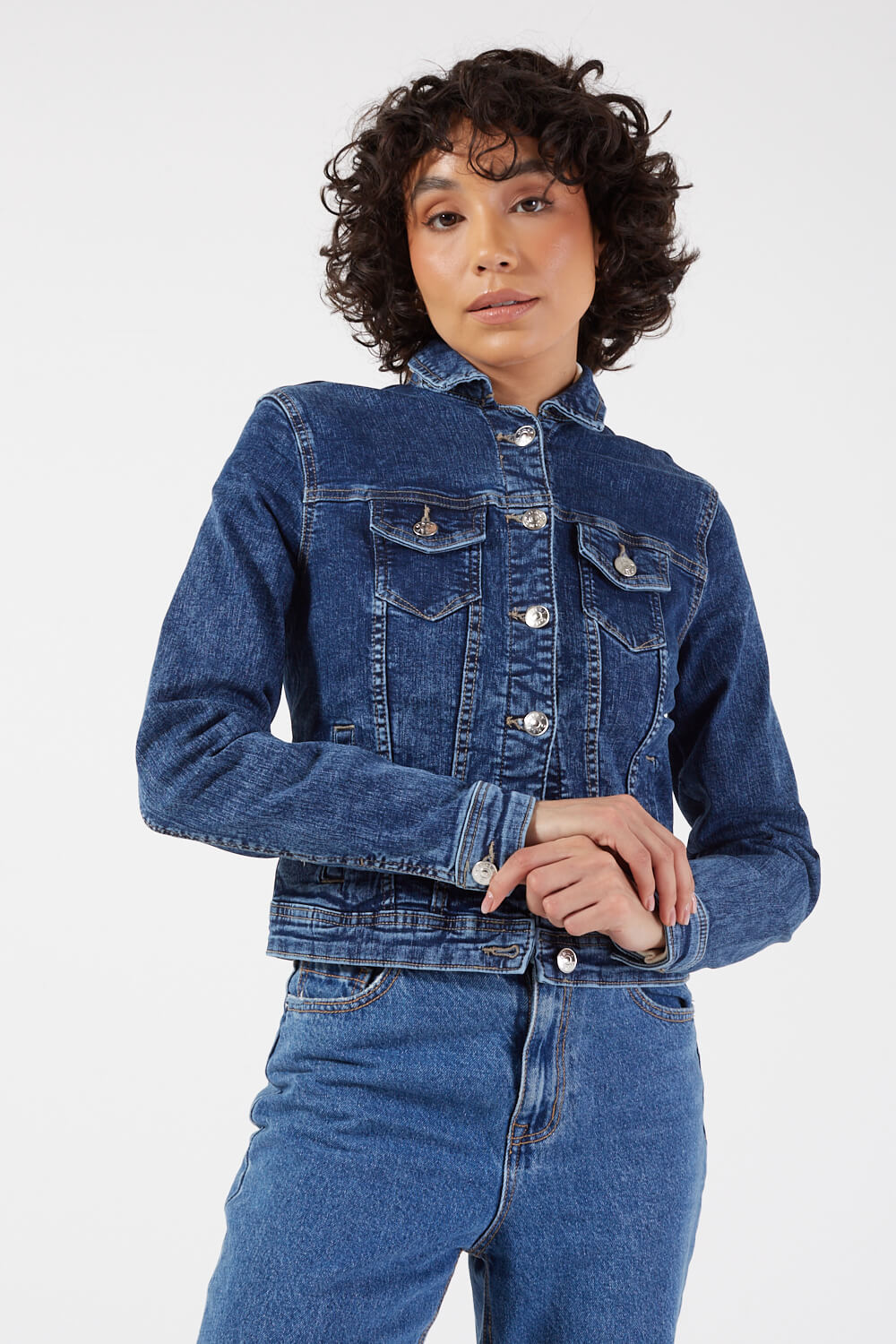 https://www.iclothing.com/media/catalog/product/1/5/15170682-medium-blue-denim-53.jpg