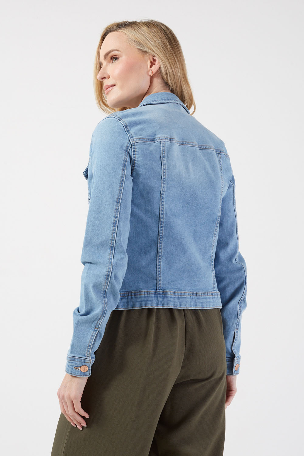 https://www.iclothing.com/media/catalog/product/1/5/15177241-light-blue-denim-114.jpg