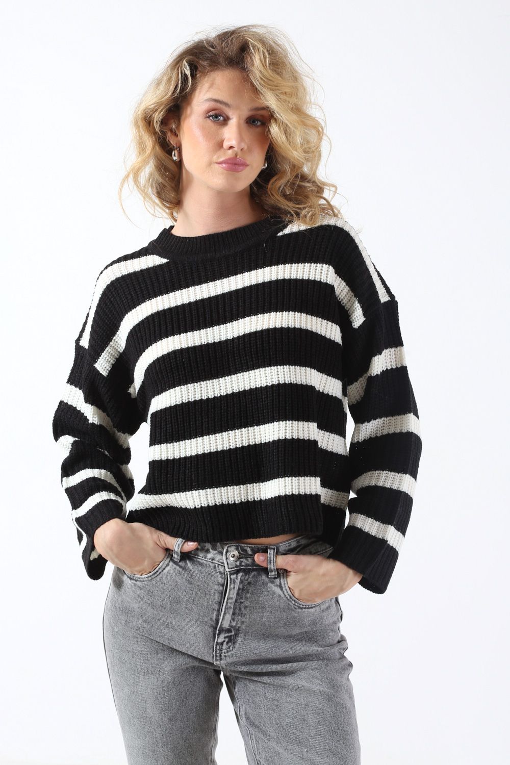 https://www.iclothing.com/media/catalog/product/1/5/15264902-black-eggnog-86.jpg