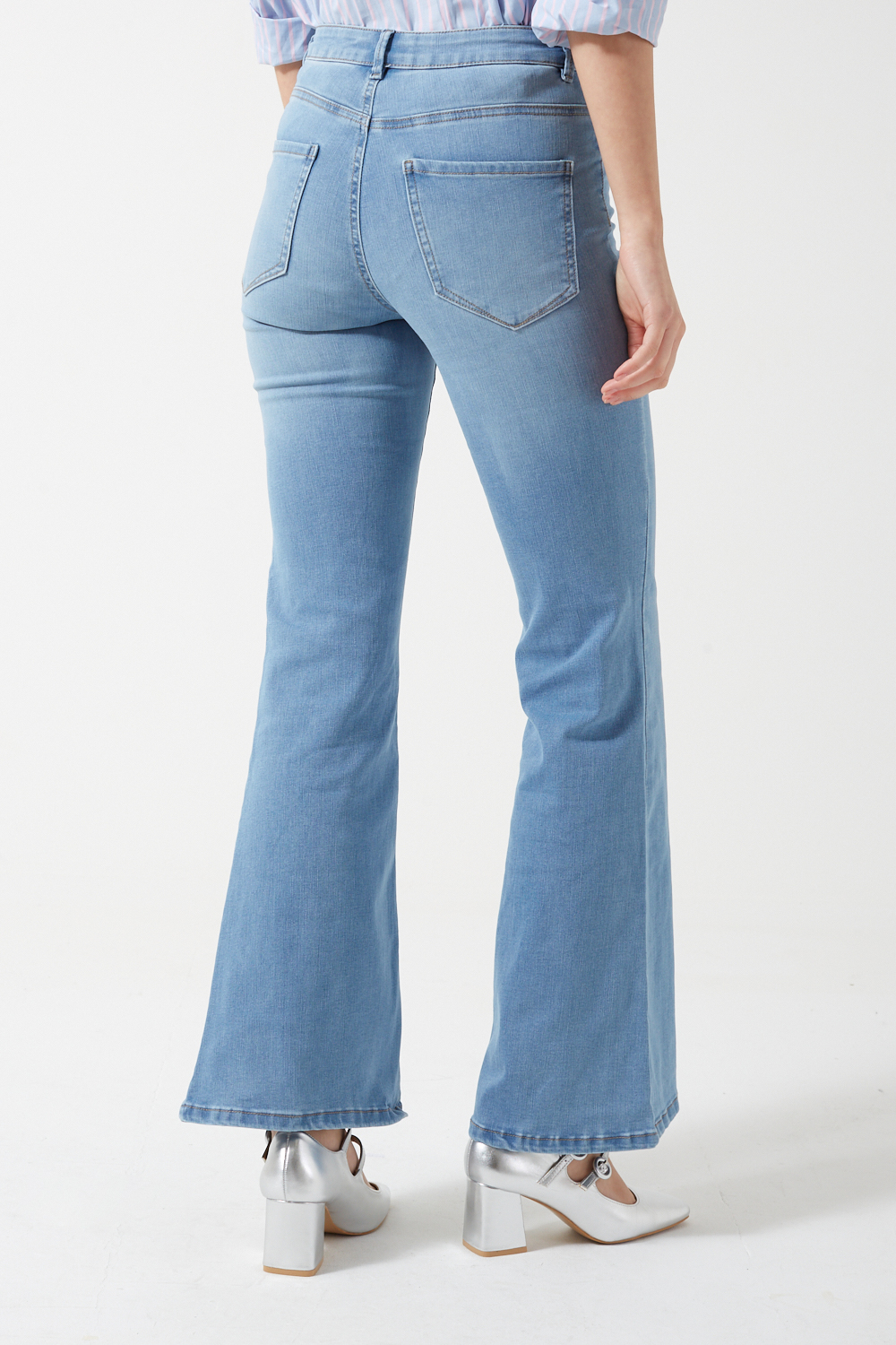 https://www.iclothing.com/media/catalog/product/1/5/15310664-light-blue-denim-29.jpg