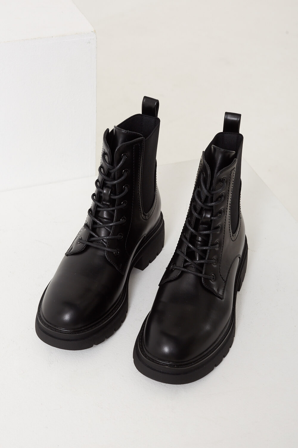 https://www.iclothing.com/media/catalog/product/1/6/1617-black-45.jpg