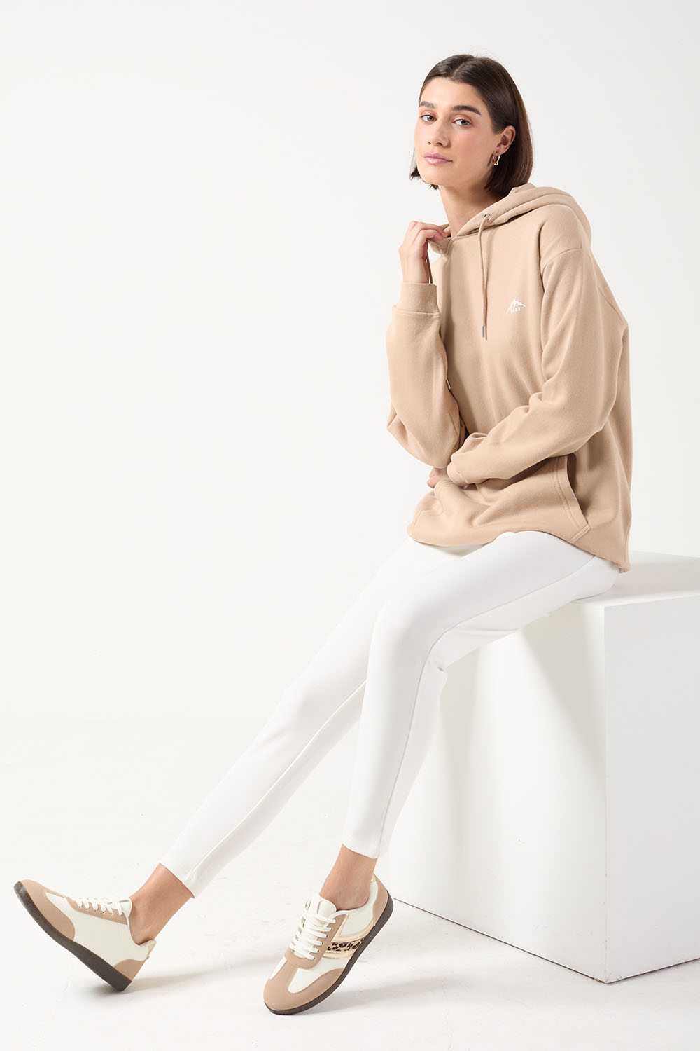 https://www.iclothing.com/media/catalog/product/1/9/1992-beige_44.jpg