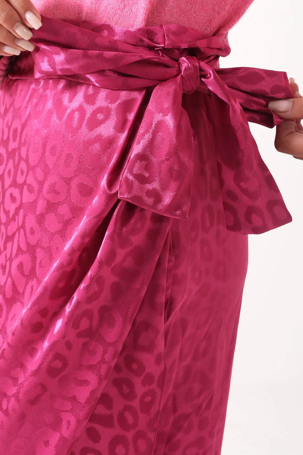 https://www.iclothing.com/media/catalog/product/2/2/2219-magenta-2731.jpg