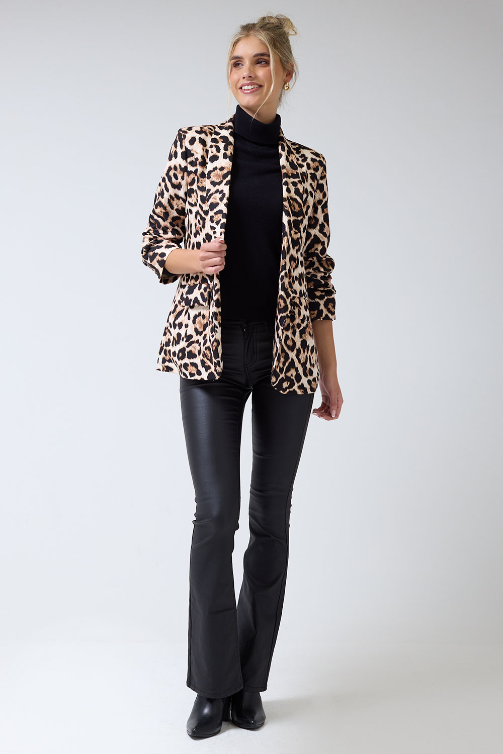 https://www.iclothing.com/media/catalog/product/6/0/6078-1-leopard-beige-1748.jpg