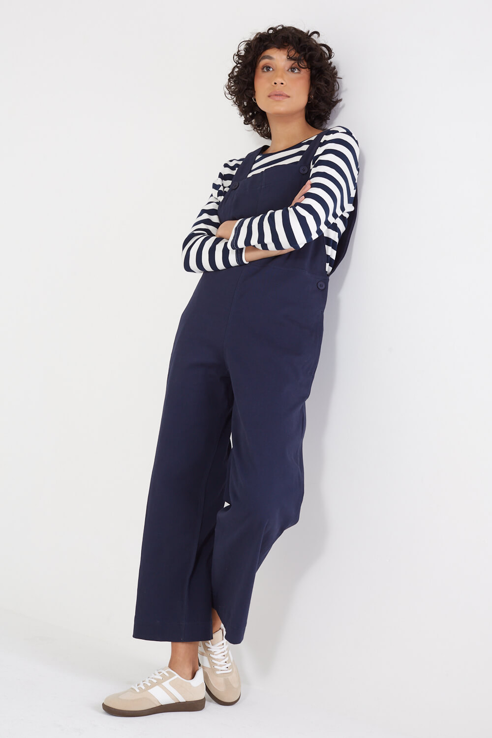 https://www.iclothing.com/media/catalog/product/7/0/70705-navy-59.jpg