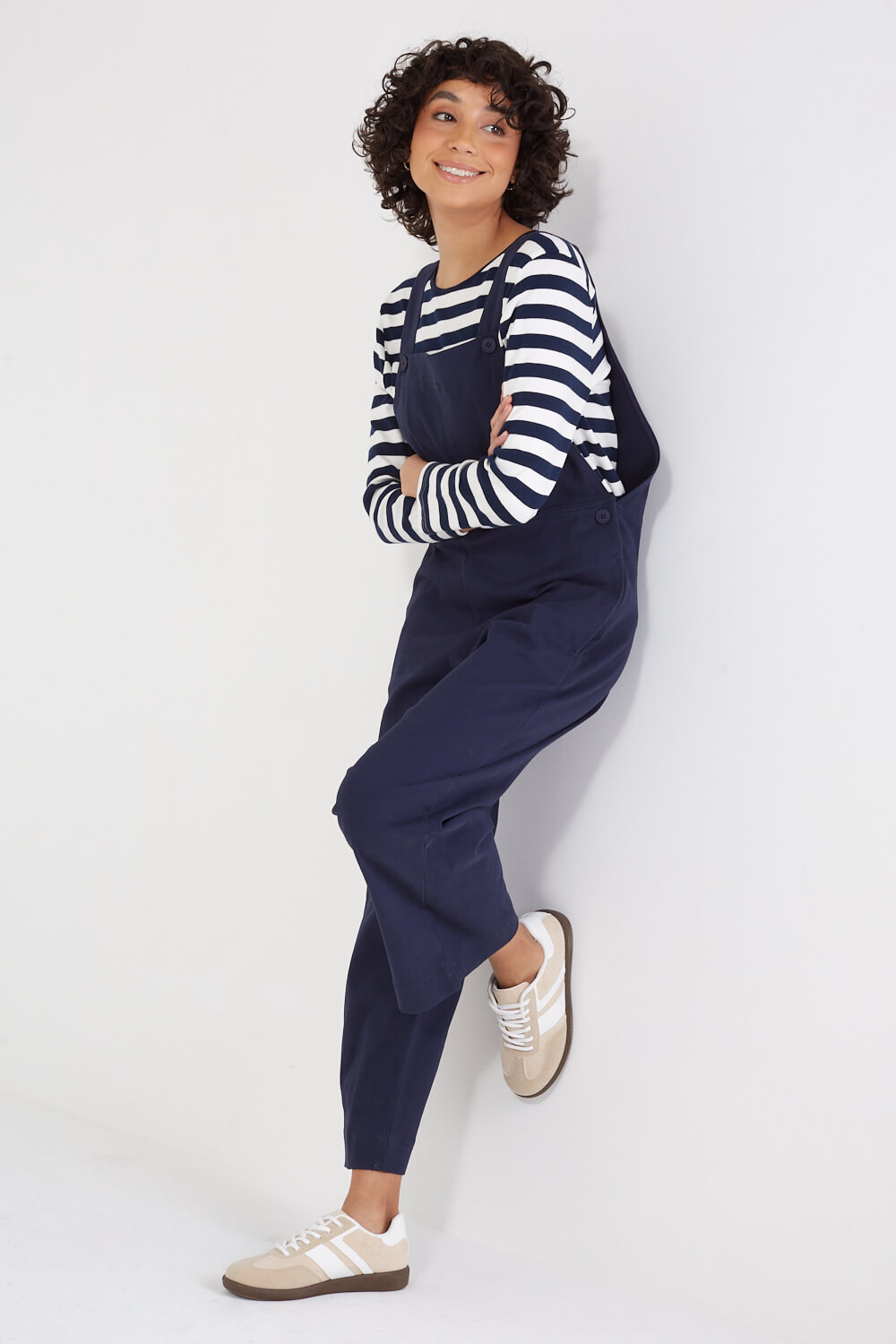 https://www.iclothing.com/media/catalog/product/7/0/70705-navy-60.jpg