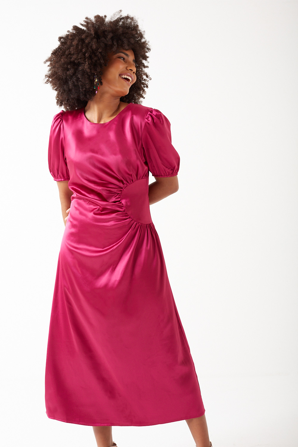 https://www.iclothing.com/media/catalog/product/a/n/annalise_puff_sleeve_satin_midi_dress_in_pink-1.jpg