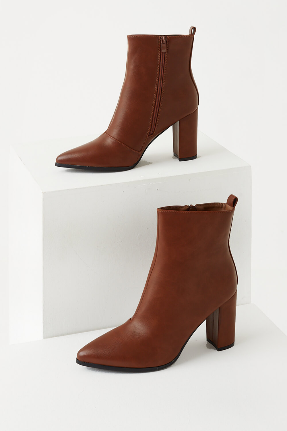https://www.iclothing.com/media/catalog/product/b/l/blair_faux_leather_heeled_ankle_boots_in_camel-5.jpg