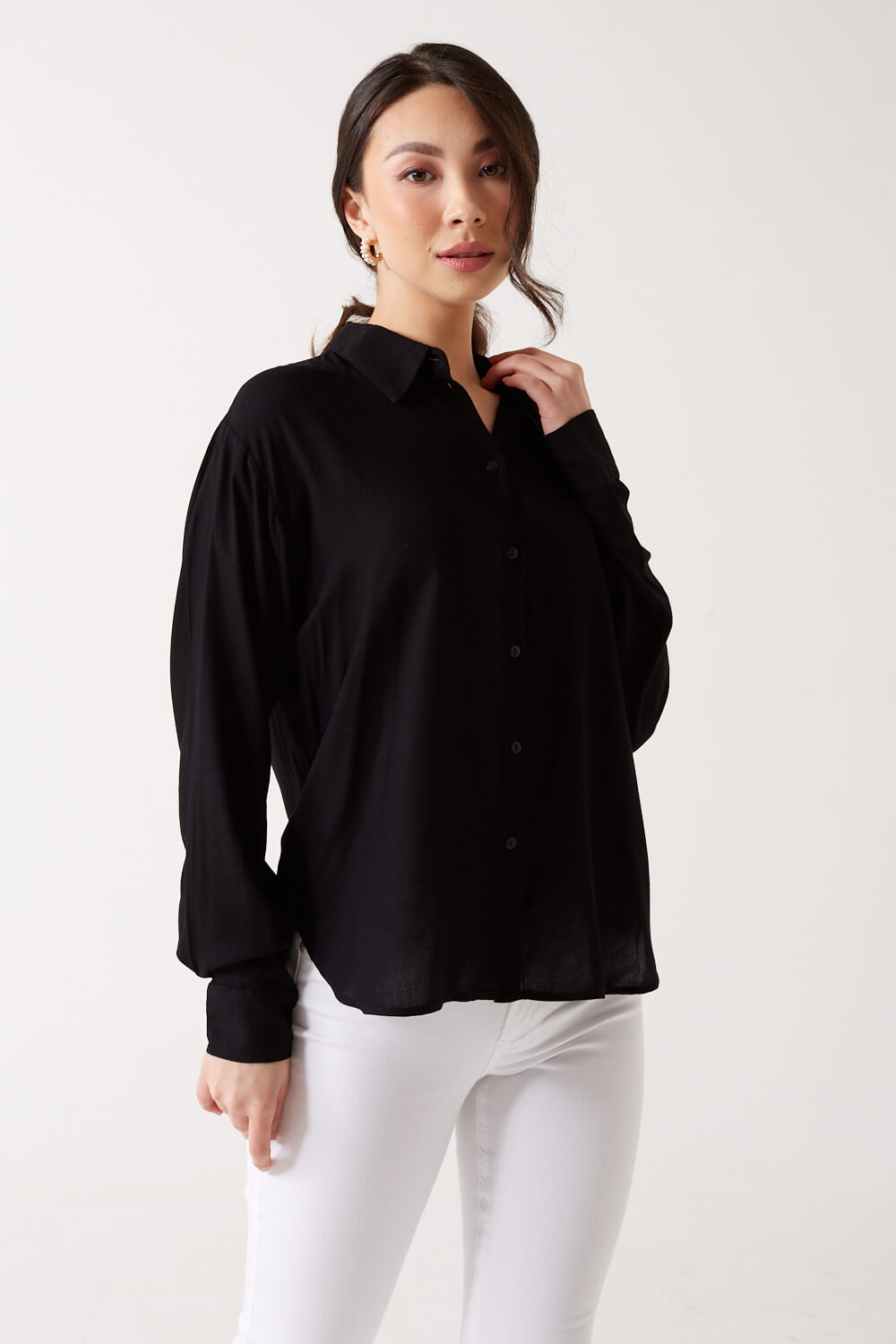 https://www.iclothing.com/media/catalog/product/b/u/bumpy_long_sleeve_shirt_in_black-1.jpg
