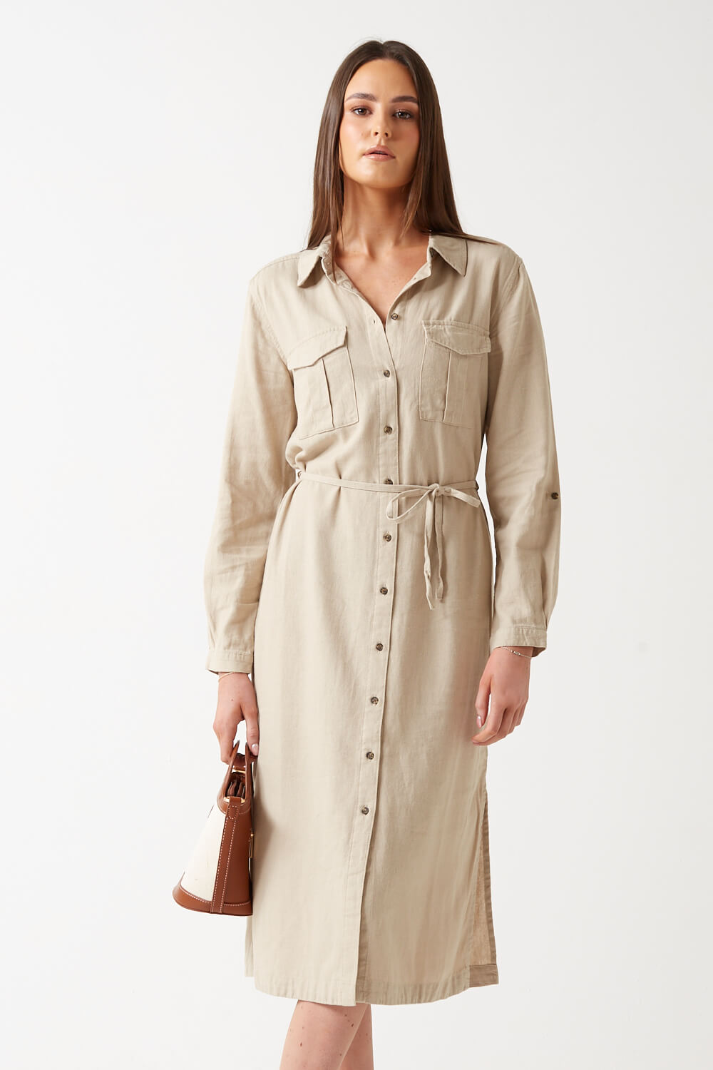 https://www.iclothing.com/media/catalog/product/c/a/caro_linen_shirt_dress_in_beige-1a.jpg