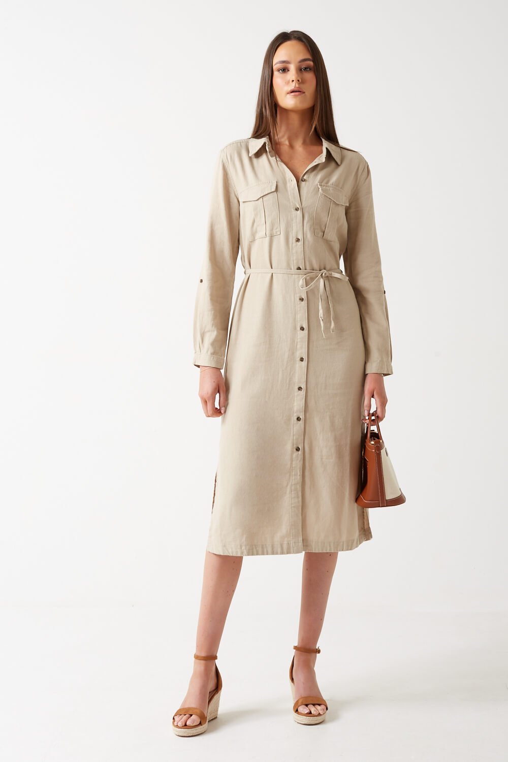 https://www.iclothing.com/media/catalog/product/c/a/caro_linen_shirt_dress_in_beige-3a.jpg