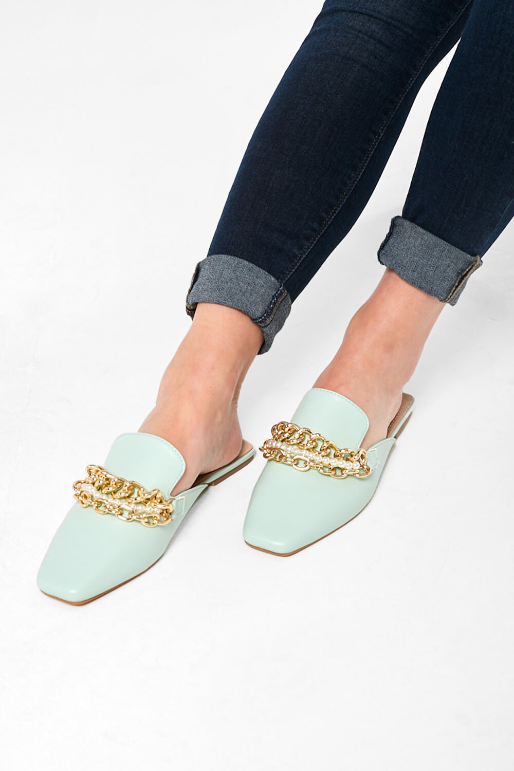 https://www.iclothing.com/media/catalog/product/c/h/chain_and_pearl_mule_loafers_in_mint_green-2_1.jpg