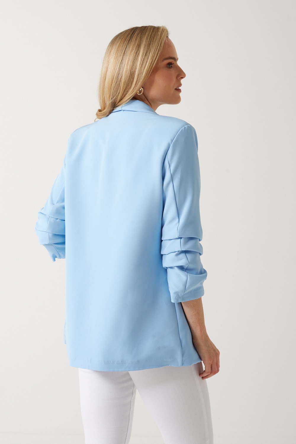 https://www.iclothing.com/media/catalog/product/c/h/chantel_ruched_sleeve_blazer_in_blue-2.jpg