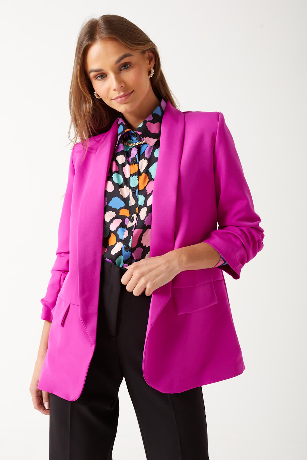https://www.iclothing.com/media/catalog/product/c/h/chantel_ruched_sleeve_blazer_in_magenta-1.jpg