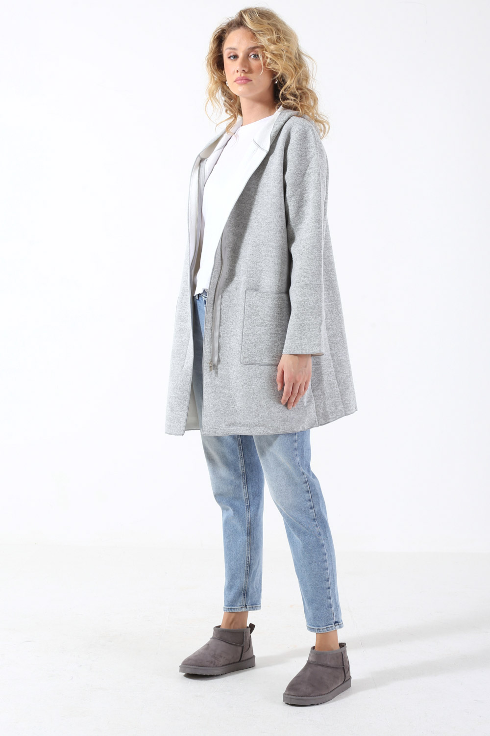 https://www.iclothing.com/media/catalog/product/c/o/co508734-grey-181.jpg