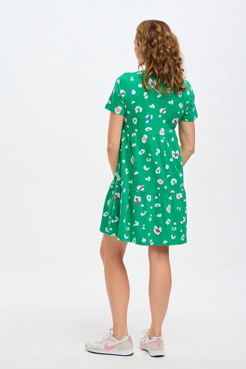 https://www.iclothing.com/media/catalog/product/d/1/d1071_heather_jersey_midi_smock_dress_4.jpg
