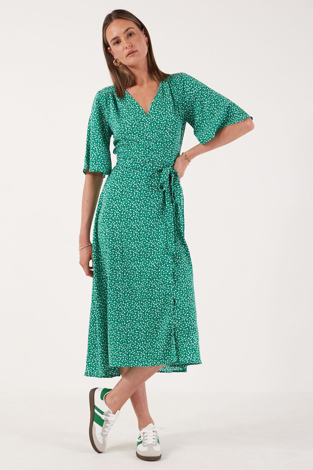 https://www.iclothing.com/media/catalog/product/d/1/d167621-green-212.jpg