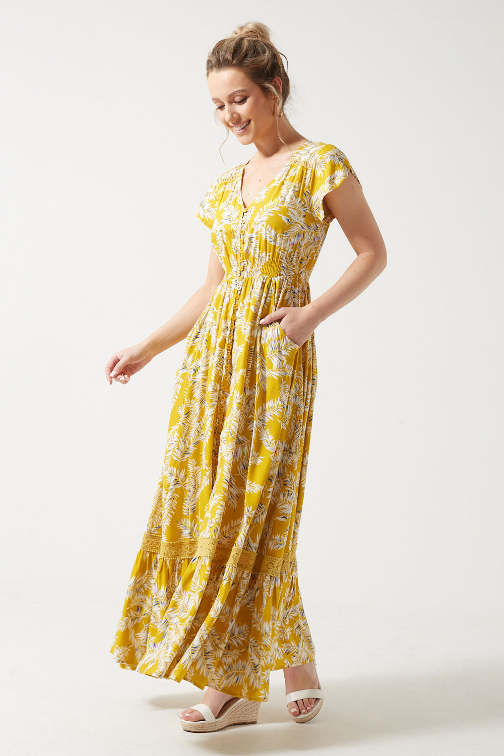 https://www.iclothing.com/media/catalog/product/d/1/d168980-yellow-37.jpg
